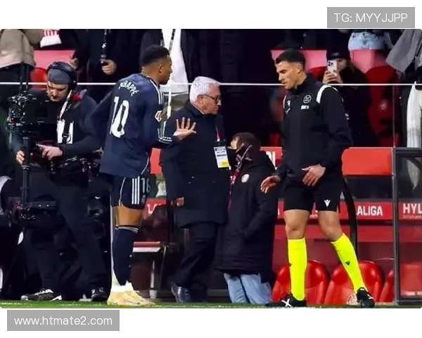 皇马姆巴佩加入后进攻表现波动,战术配合是否面临调整对赛季走势产生影响 皇马姆巴佩加入后进攻表现波动,战术配合是否面临调整对赛季走势产生影响